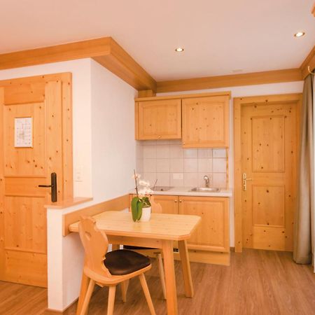 Waldpark Hotel Garni Samnaun Room photo