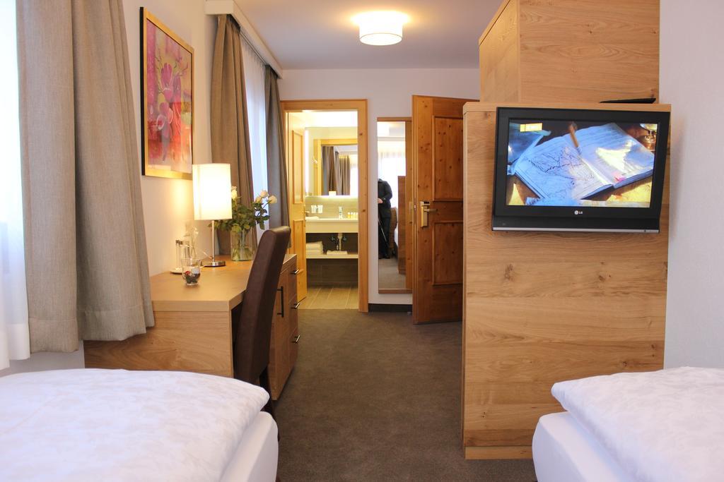 Waldpark Hotel Garni Samnaun Exterior photo