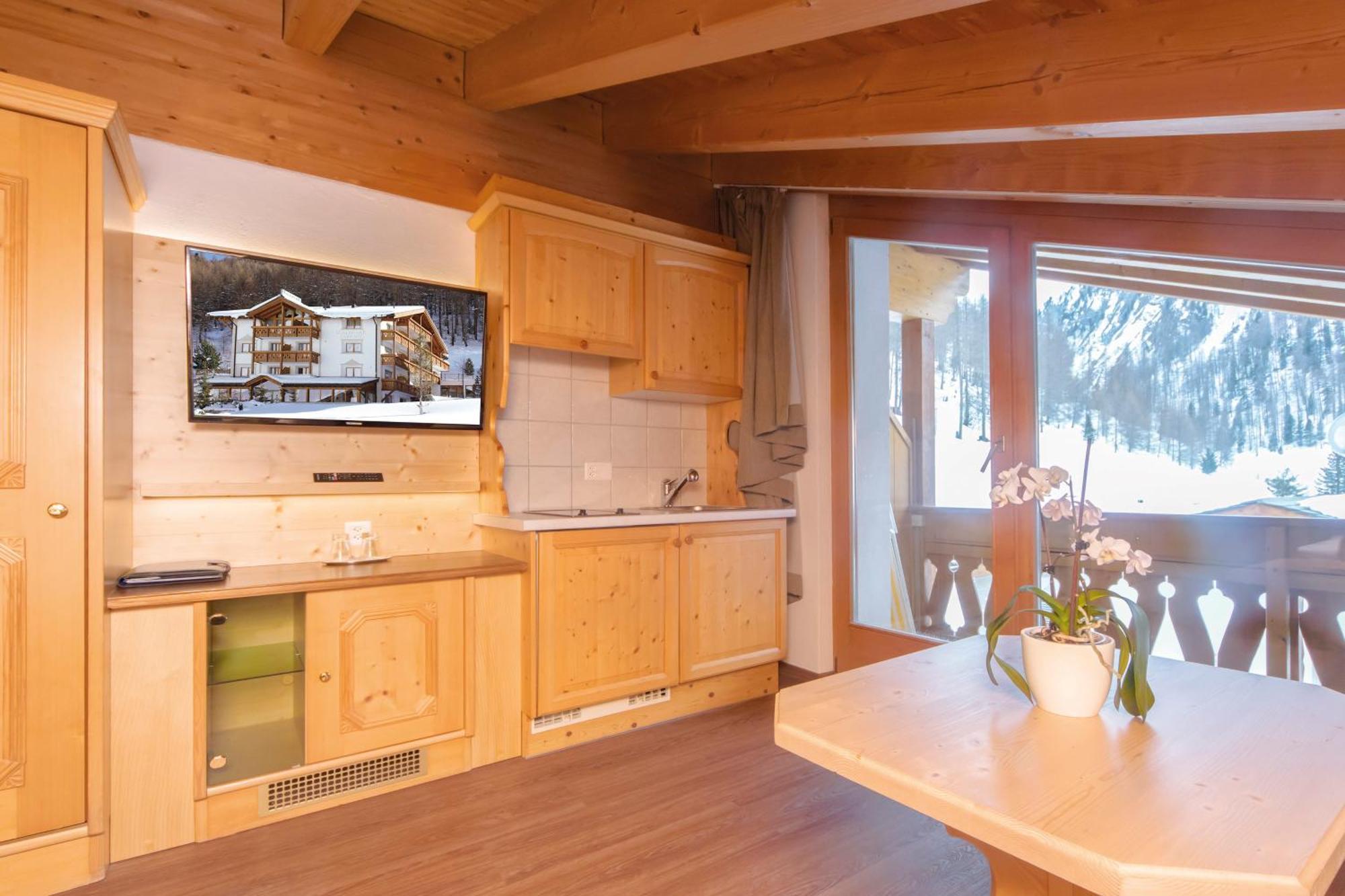 Waldpark Hotel Garni Samnaun Room photo