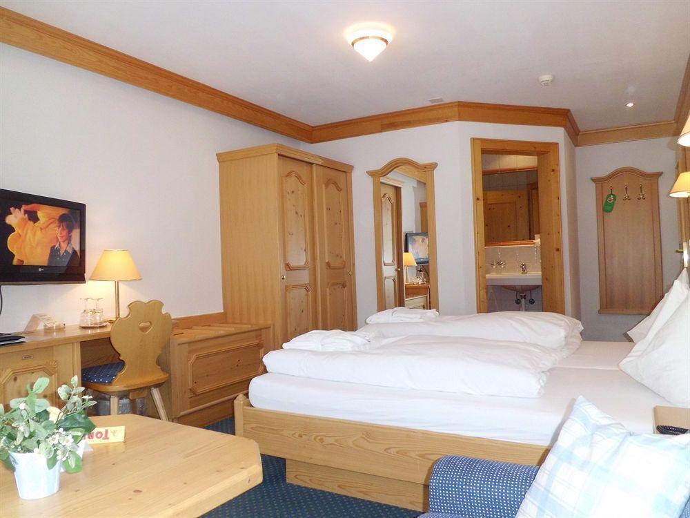 Waldpark Hotel Garni Samnaun Exterior photo