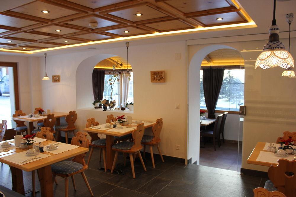 Waldpark Hotel Garni Samnaun Exterior photo
