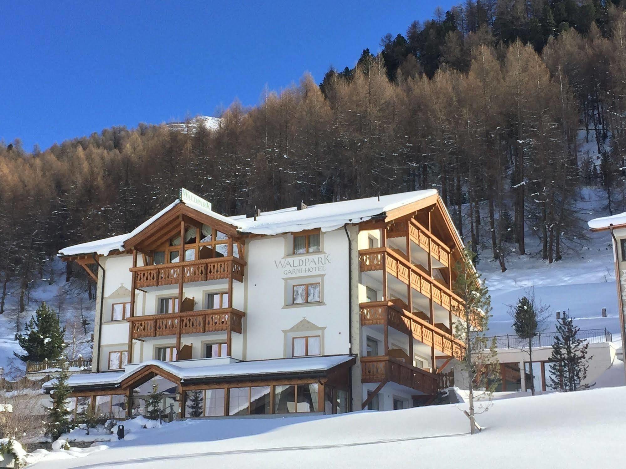 Waldpark Hotel Garni Samnaun Exterior photo